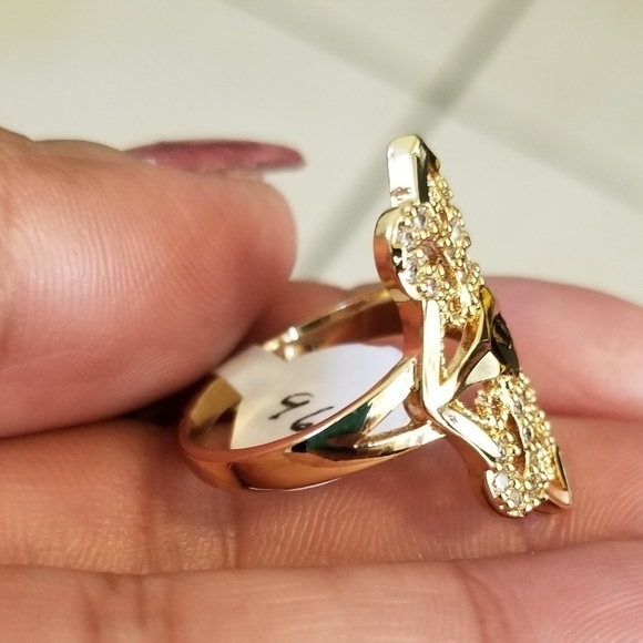 RING - Picture 2 of 5